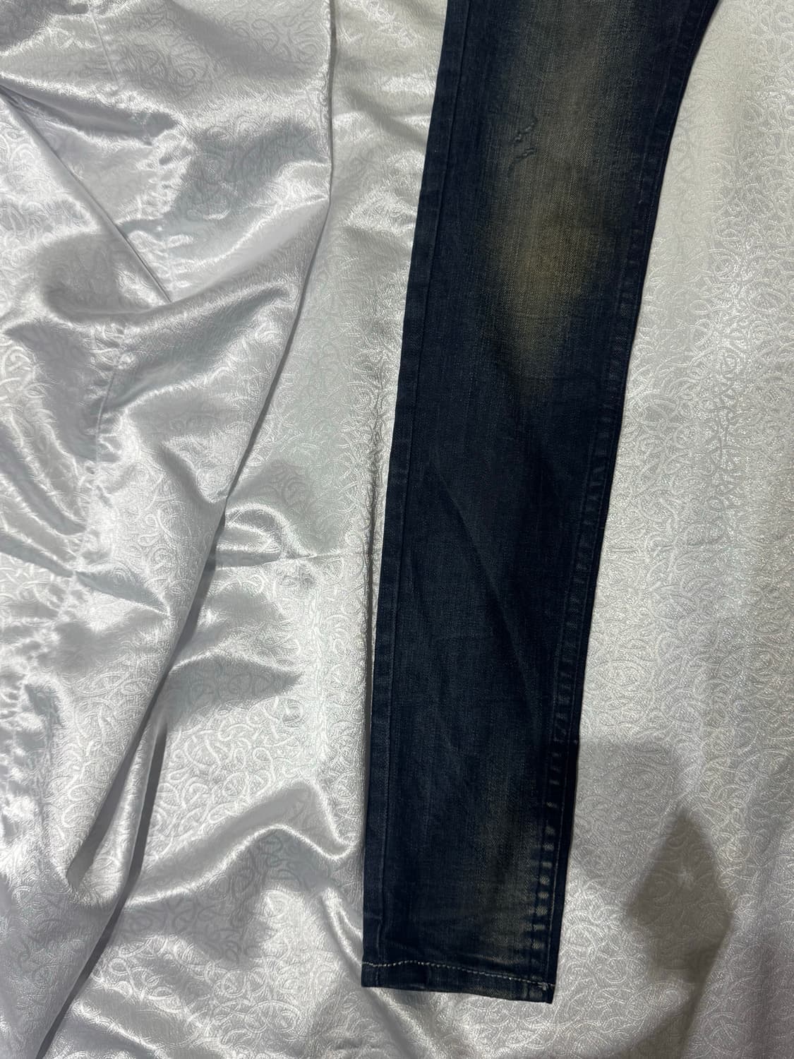 “red pepper” cross designed denim jeans 상품이미지3