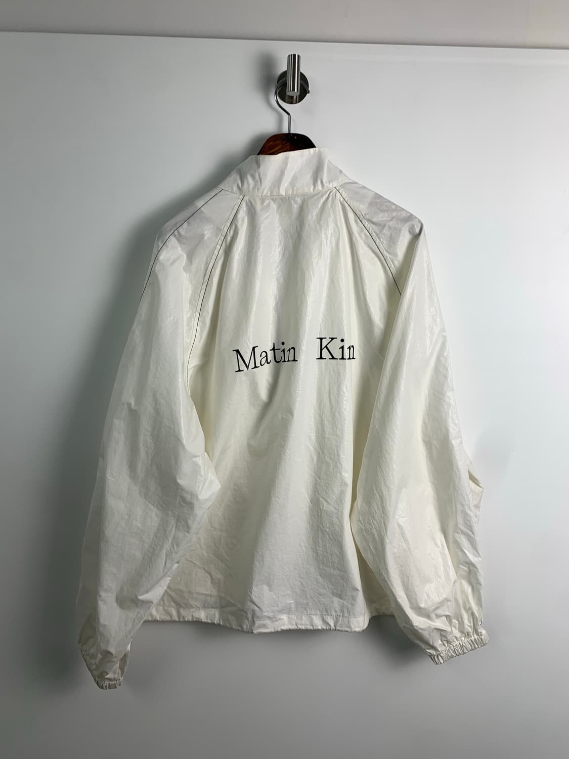 마땡킴 백로고 화이트 코팅 바람막이 자켓 상품이미지4
