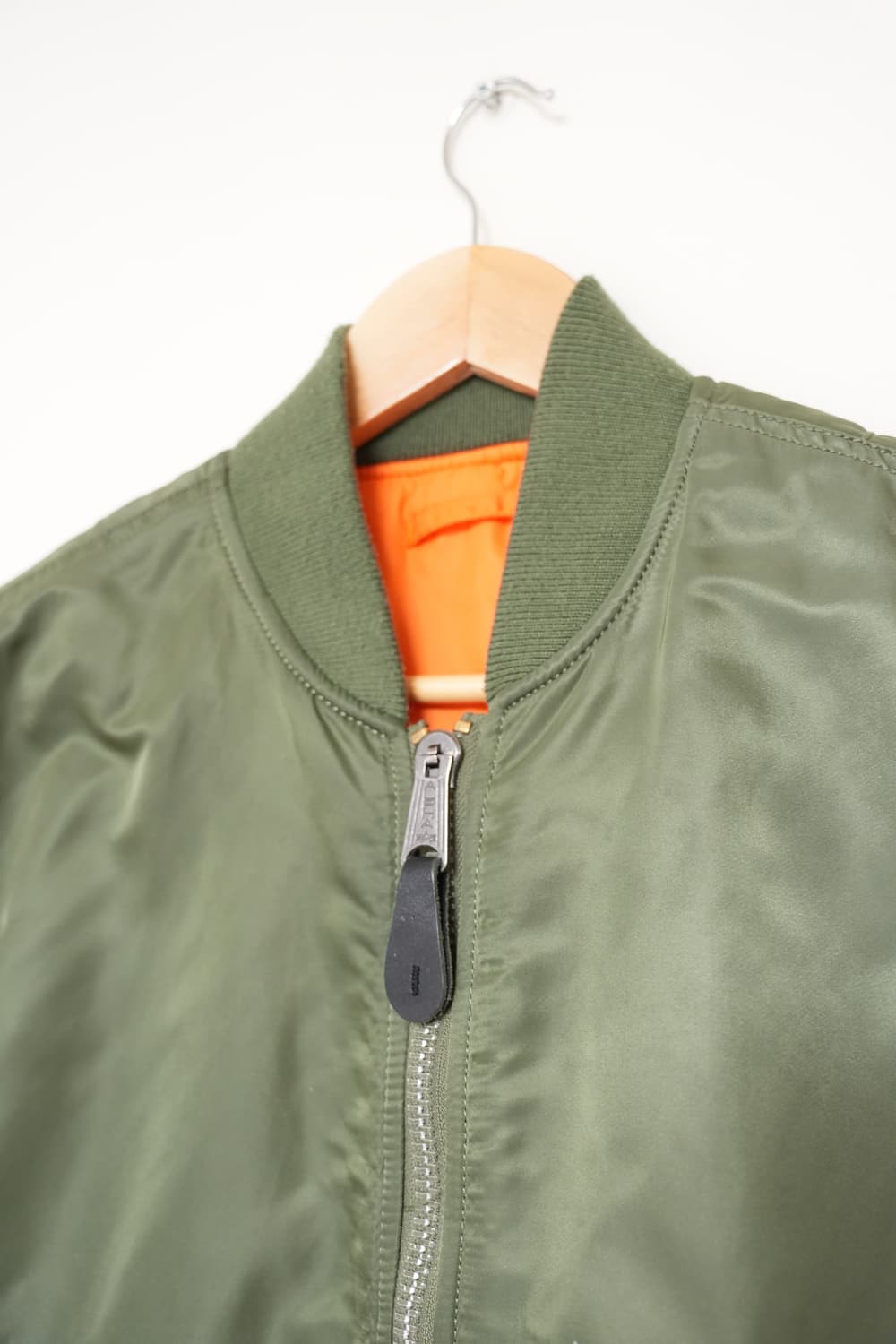 알파인더스트리 ma-1 올리브 XS 상품이미지3