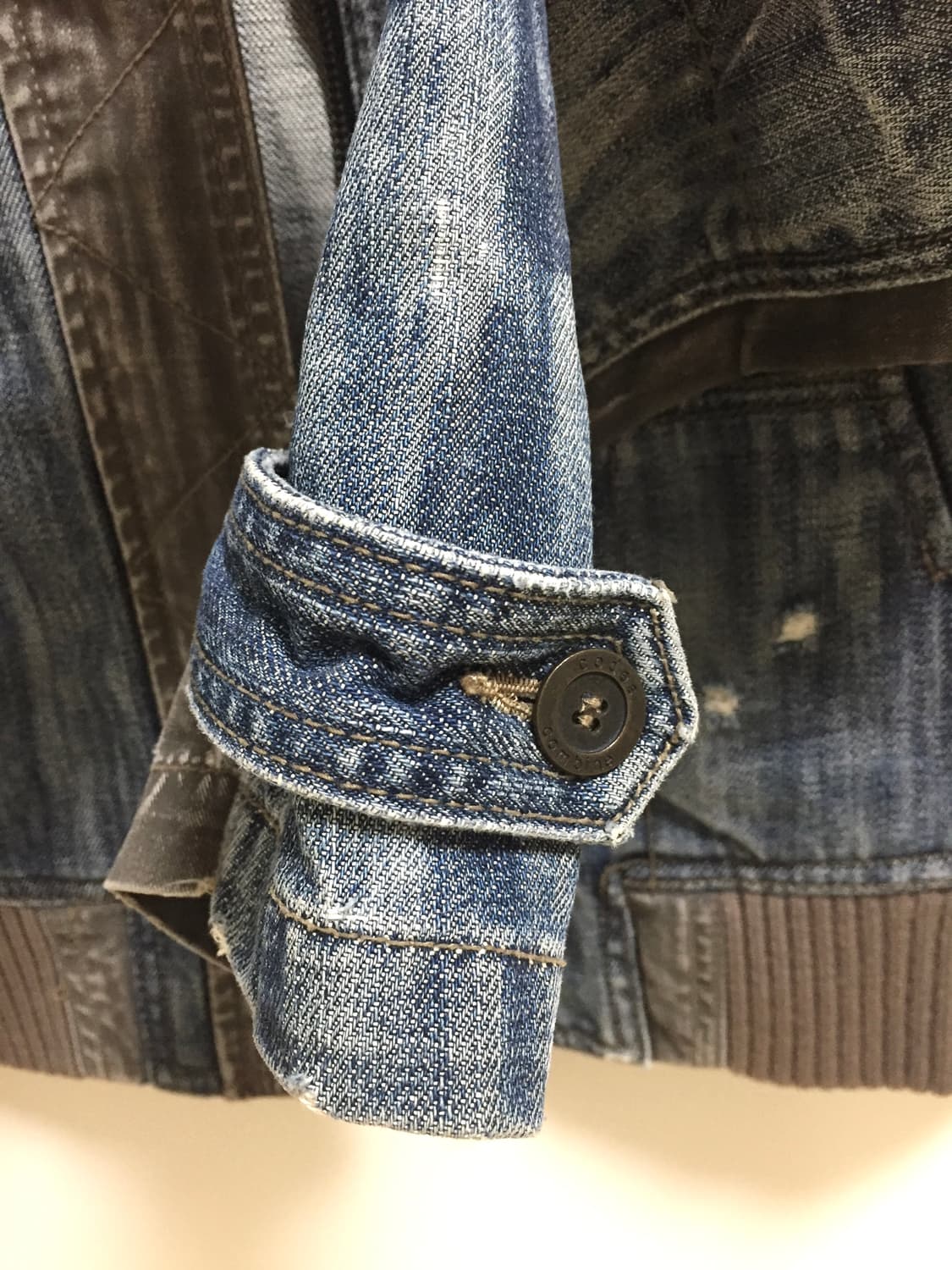 코데즈컴바인 빈티지 데미지 버클 데님 자켓 상품이미지6