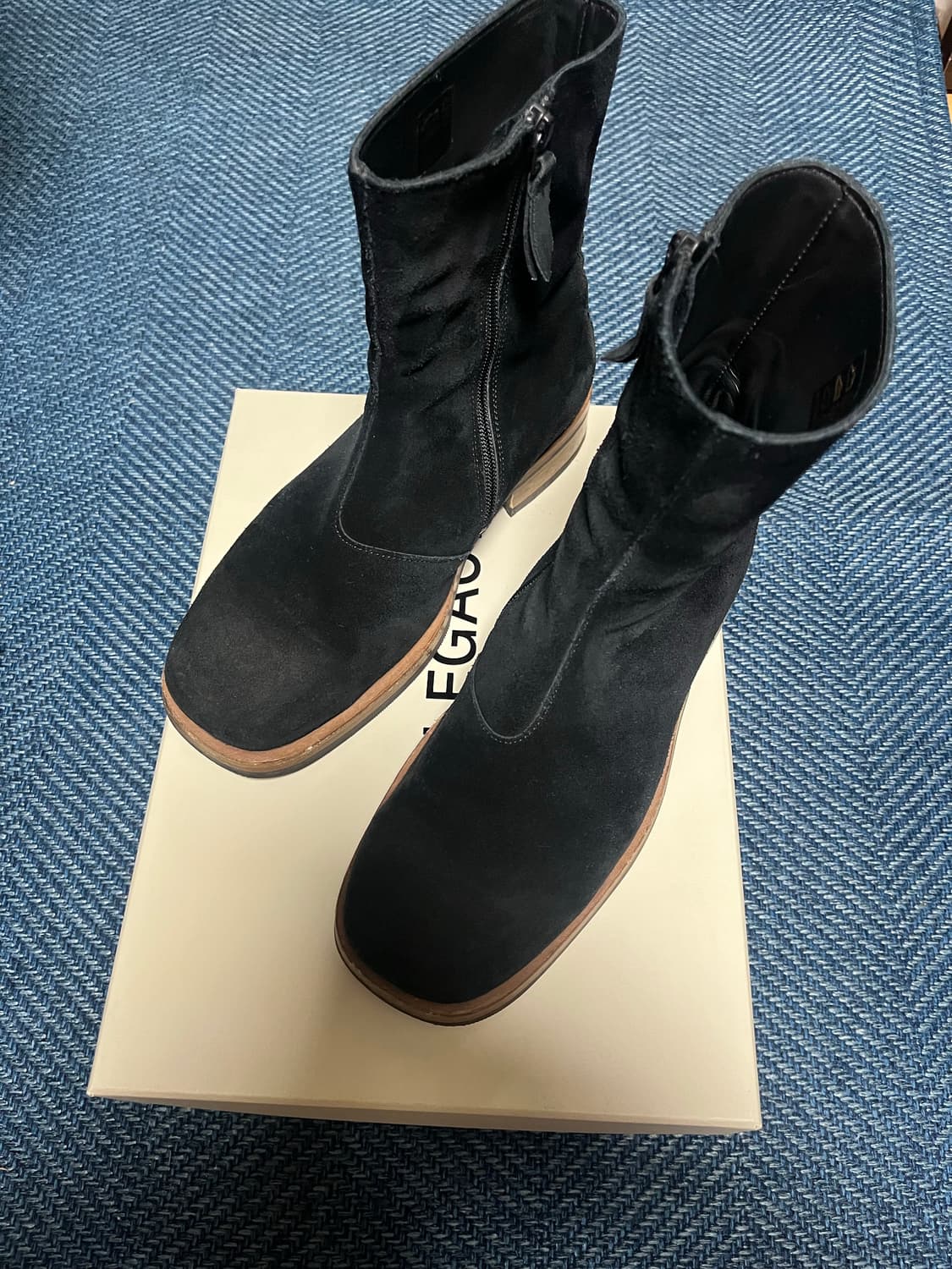 (40) 아워레가시 카미온 스웨이드 블랙 상품이미지2