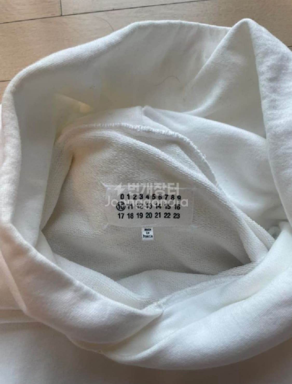 메종마르지엘라 리버스로고 후드티 상품이미지2