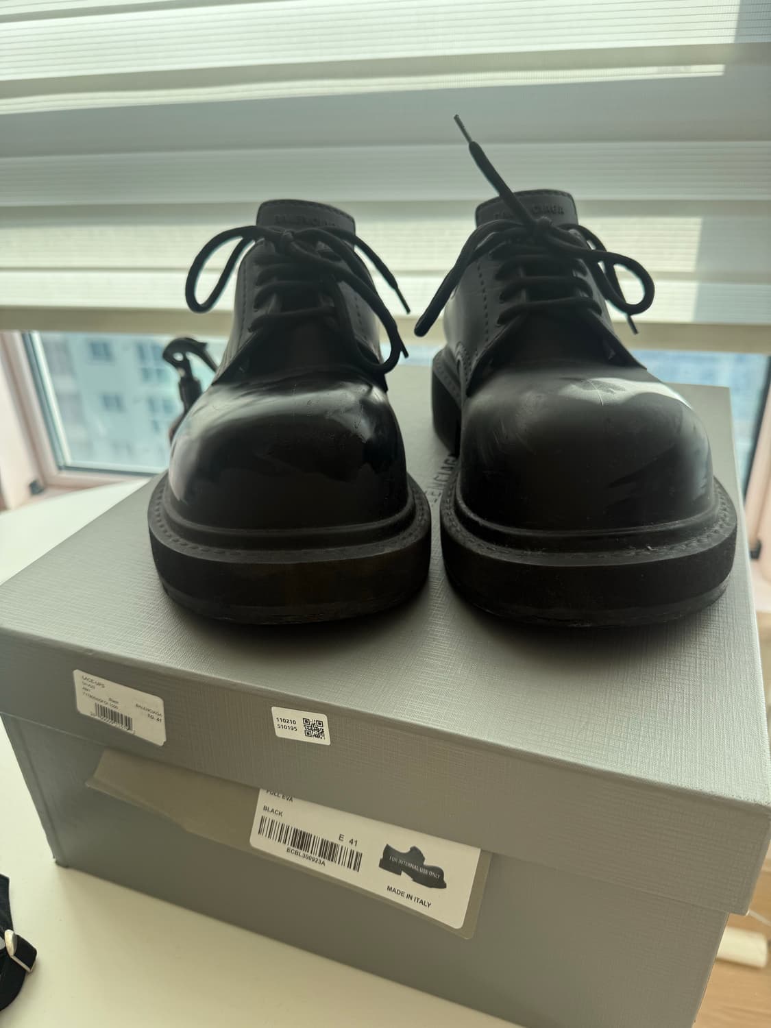 [41] 발렌시아가 스테로이드 더비 상품이미지3