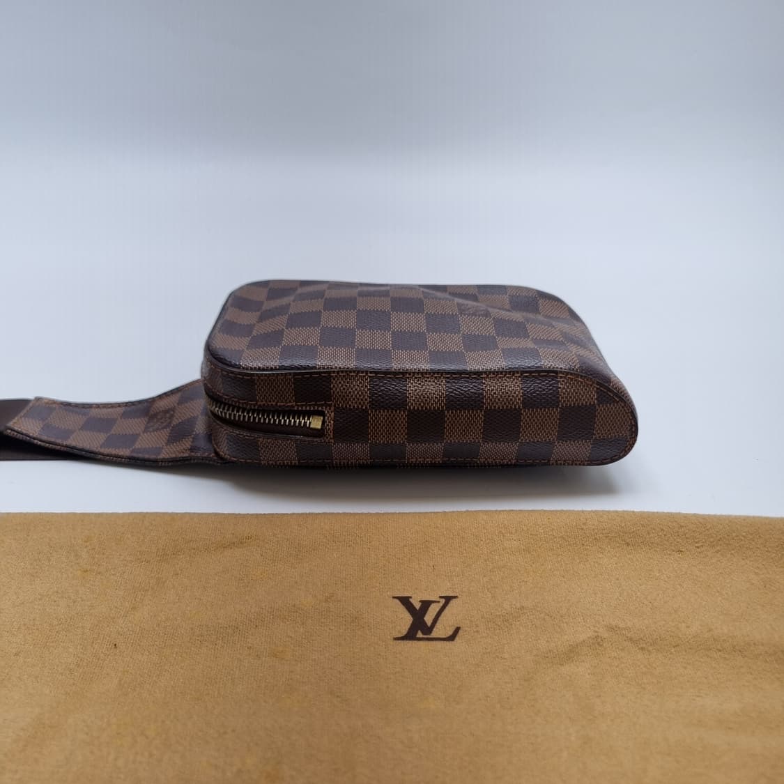 루이비통 제로니모스 다미에 힙색 슬링백 (최상급 신형, 남녀공용) 상품이미지5