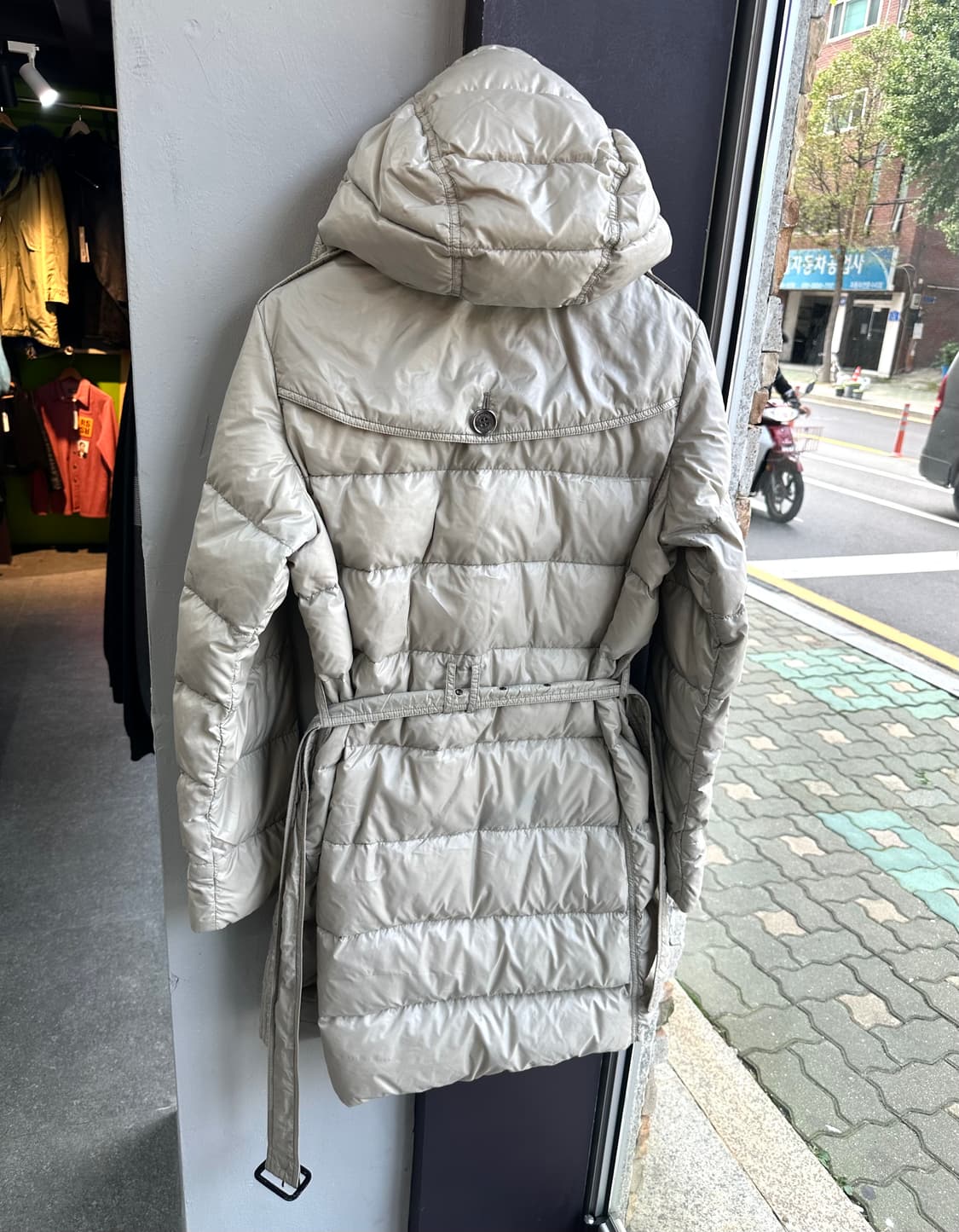 L/ 버버리 구스다운 벨티드 롱패딩 점퍼 상품이미지7