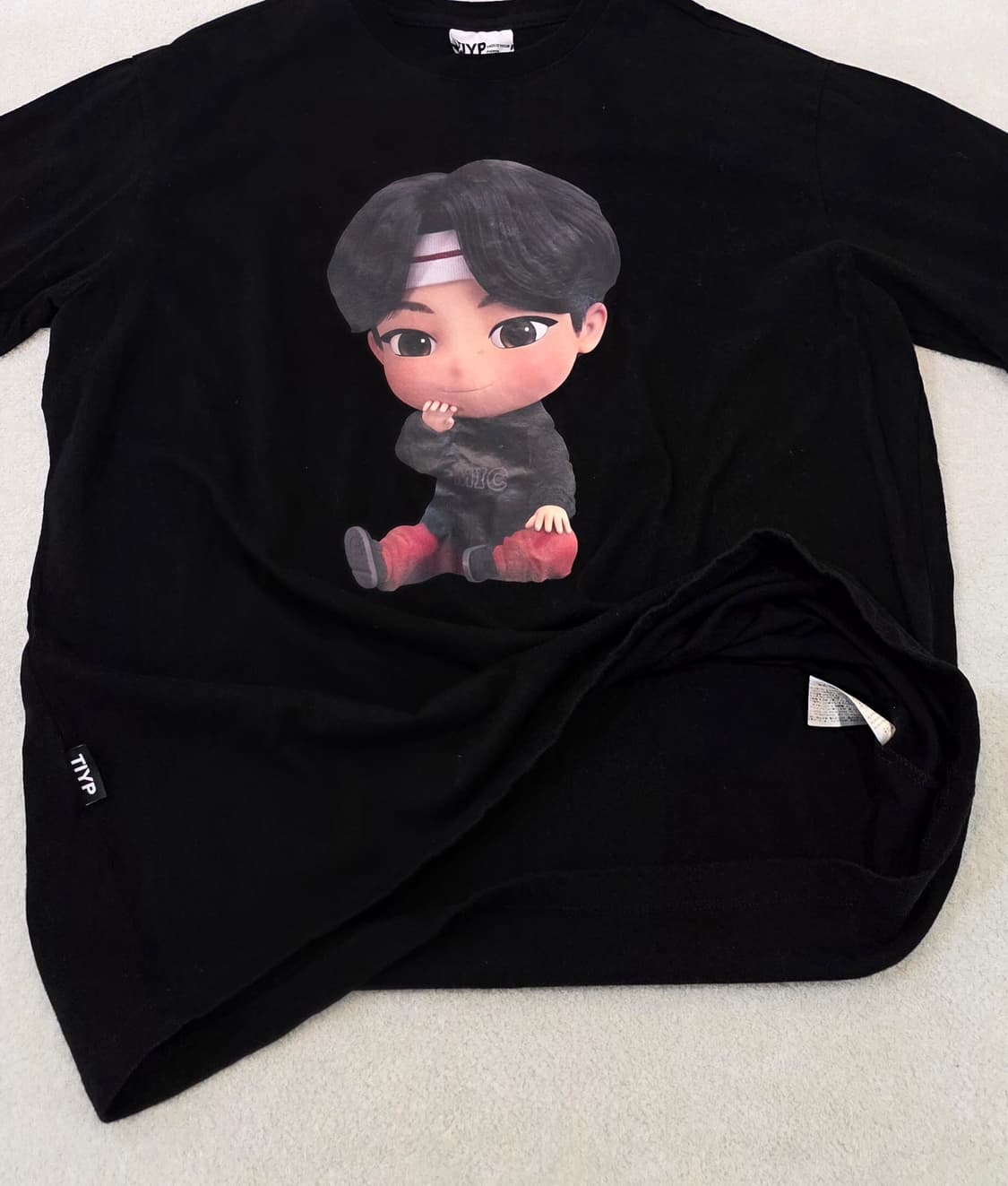 BTS "Jin" 캐릭터 반팔티 상품이미지3