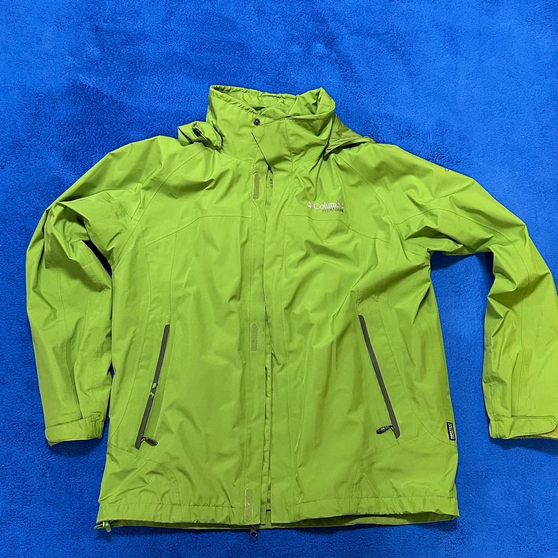 콜롬비아 티타늄 고어텍스 바람막이(100) 상품이미지1