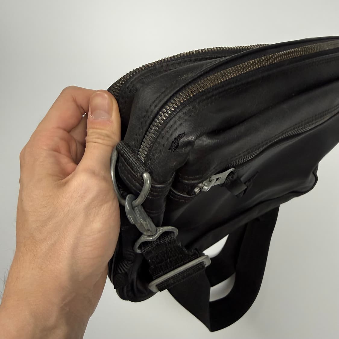 요시다포터 러기지라벨 뉴라이너 숄더백 블랙 상품이미지7