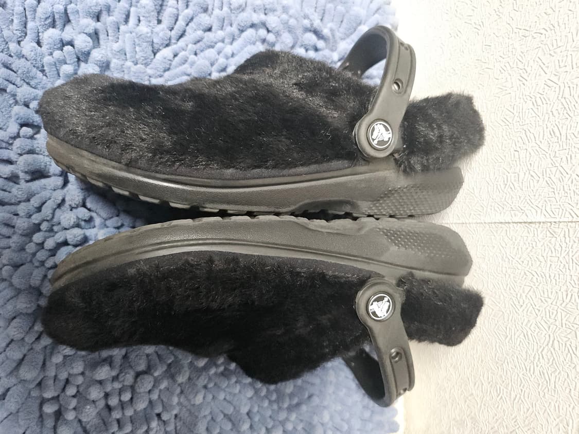크록스 CROCS 클래식 퍼 슈어 클로그 블랙m6w8 상품이미지7