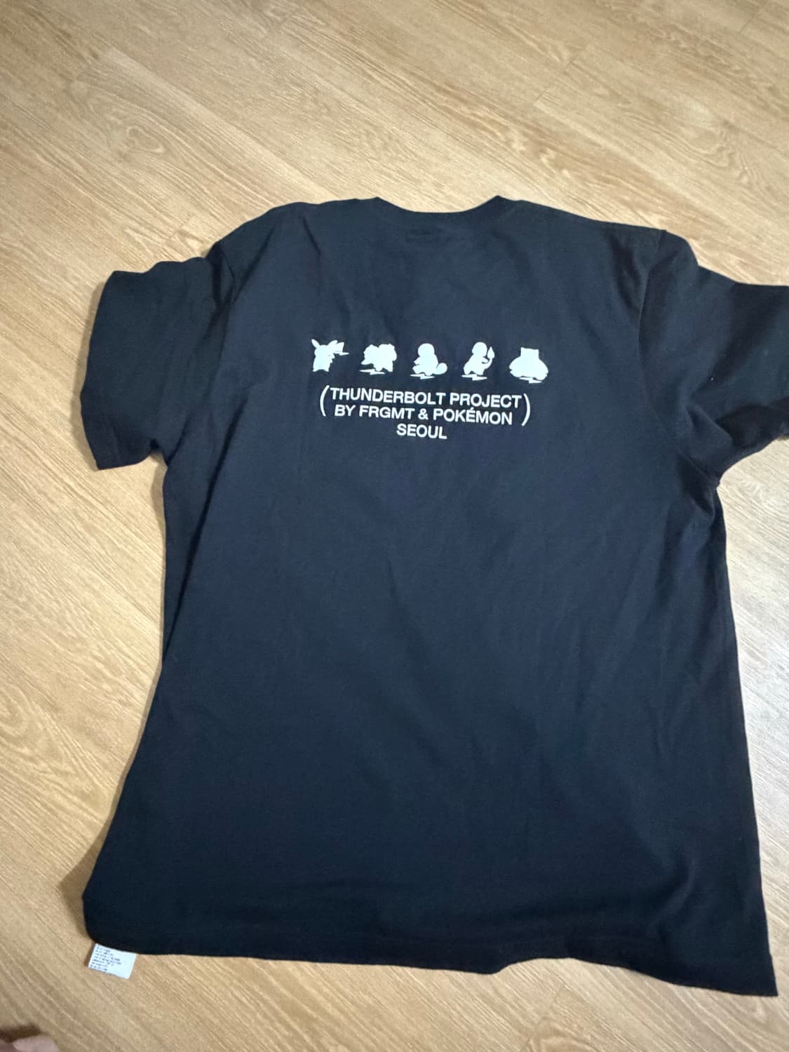 프라그먼트 x 포켓몬 x 헬리녹스 서울에디션 1회착 사이즈 L 상품이미지3