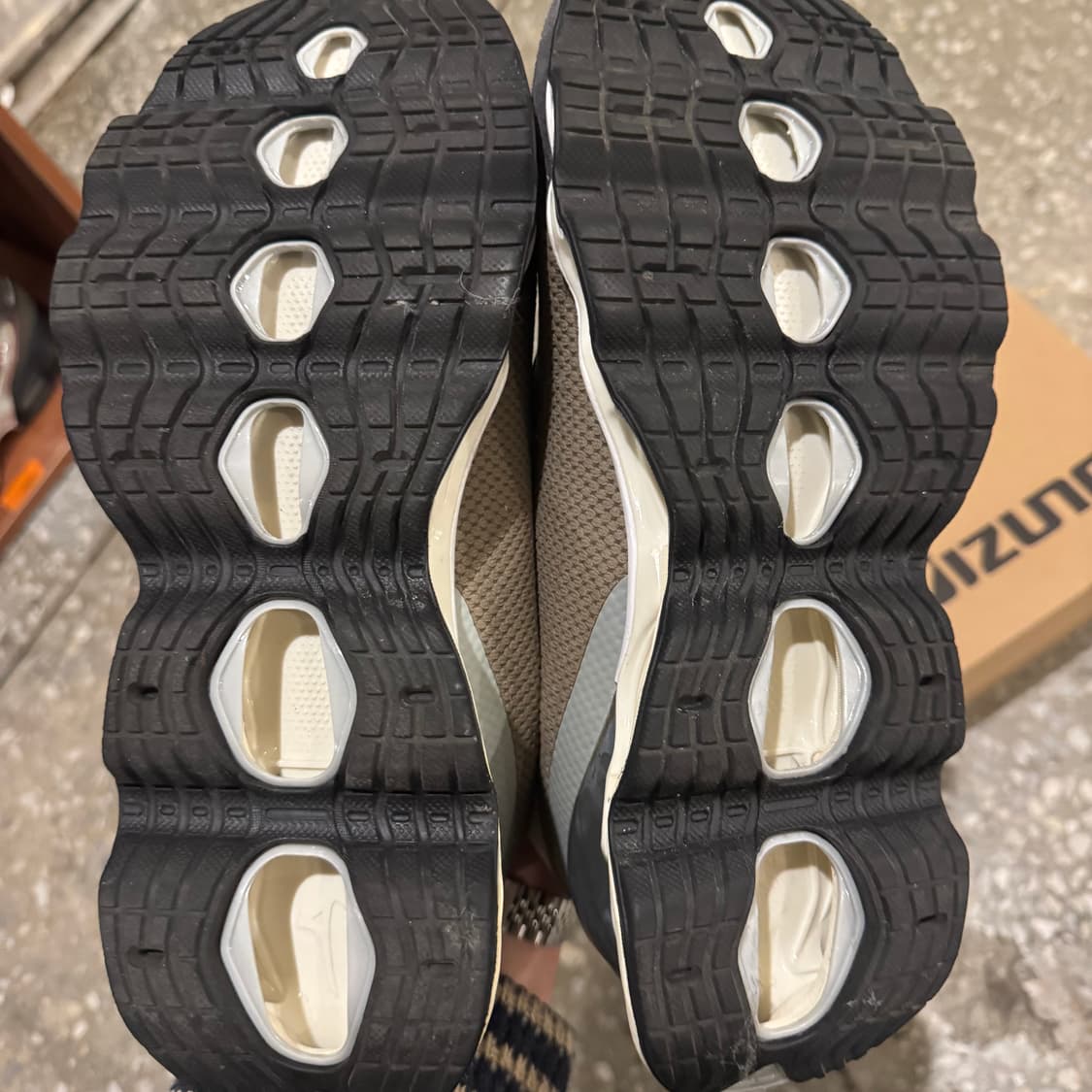 미즈노x셔터 웨이브 프로페시 285 상품이미지3