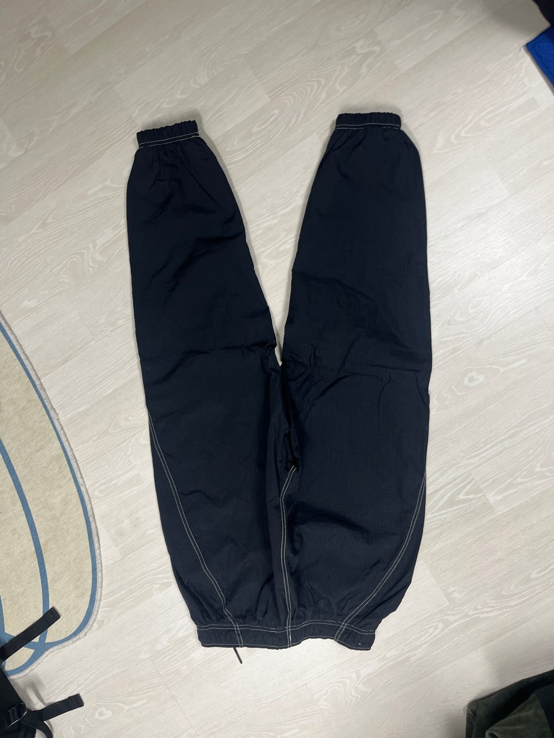 나이키 우븐 팬츠 블랙 색상 S  상품이미지4