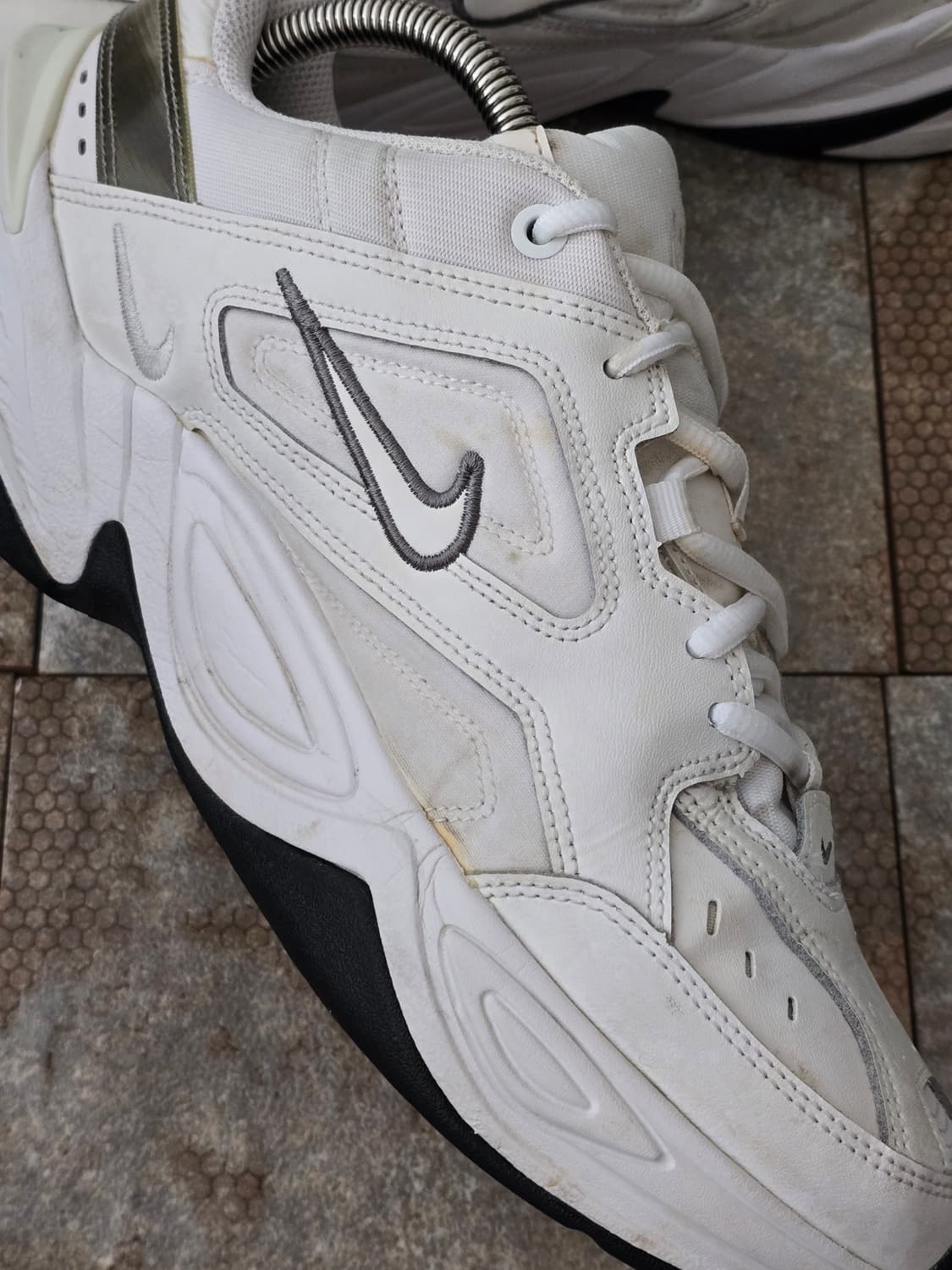 (275)나이키 m2k 테크노 화이트 그레이 상품이미지5