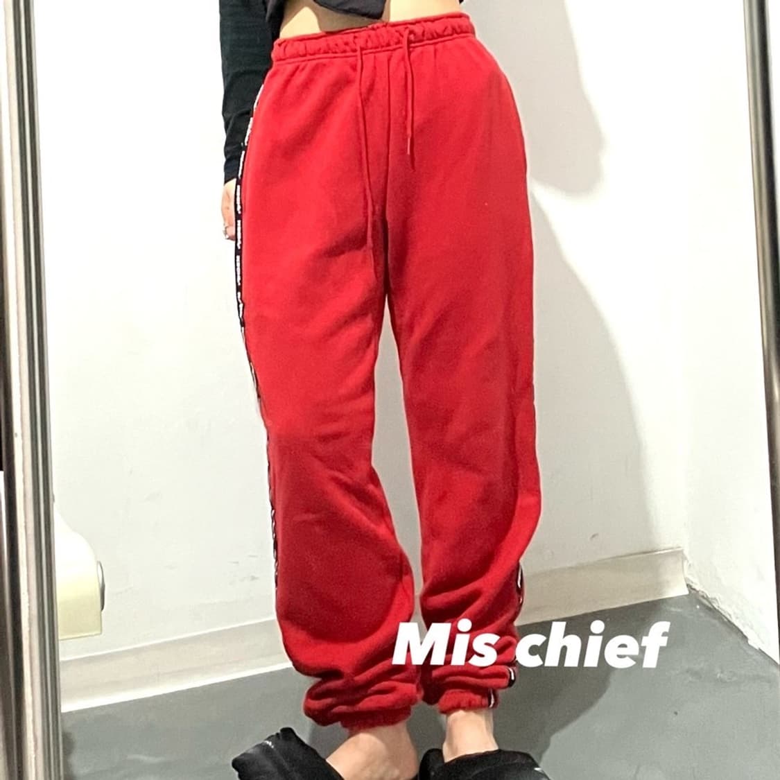 미스치프 y2k 트레이닝 팬츠 상품이미지1
