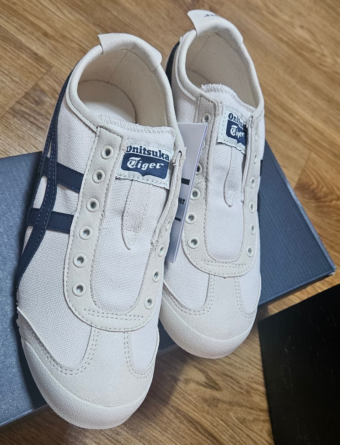 새상품) 오니츠카타이거 멕시코66 슬립온 버치 미드나잇 상품이미지2