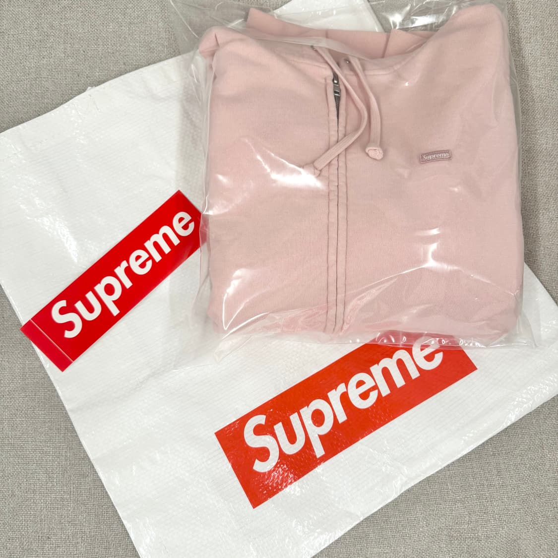 슈프림 26ss 베이비핑크 후드집업 / M 상품이미지2