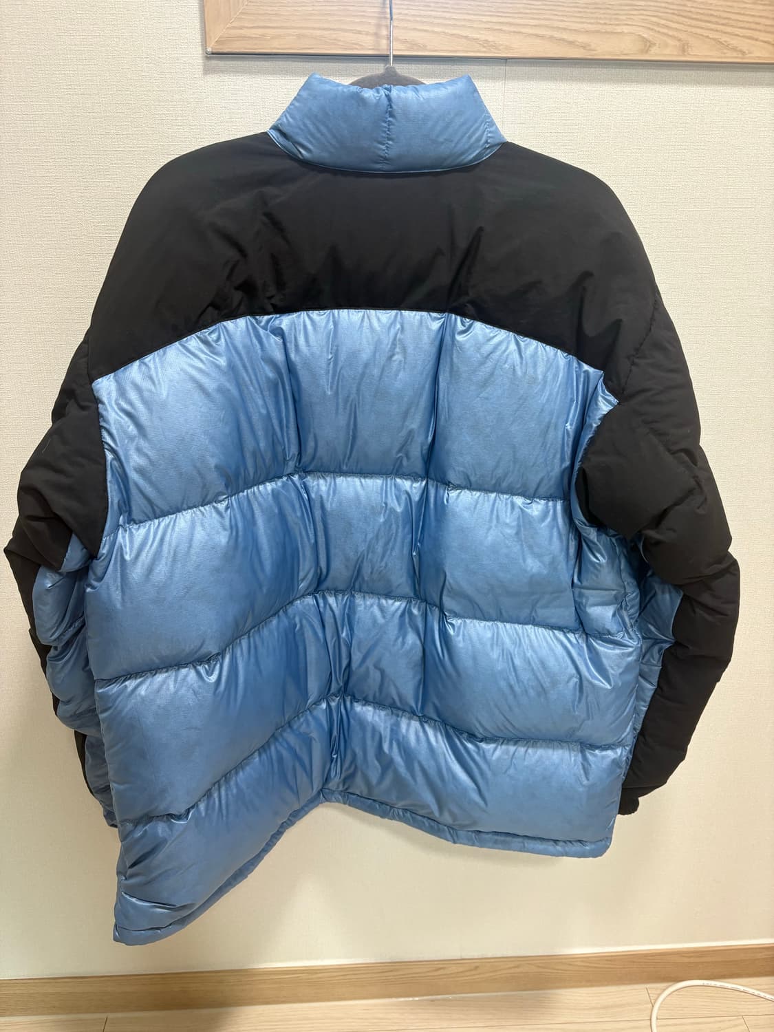 스투시 x 마운틴 하드웨어 서브제로 다운 자켓 나이트릭 블루 블랙 상품이미지5