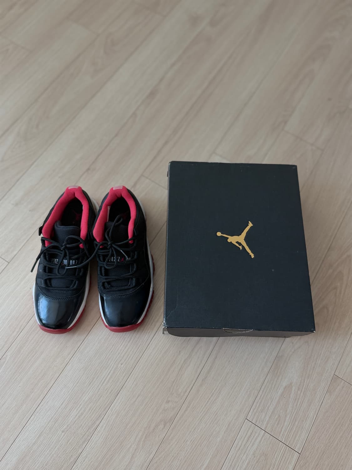 에어조던 11 레트로 브레드 (박스O) 4y 230 상품이미지1