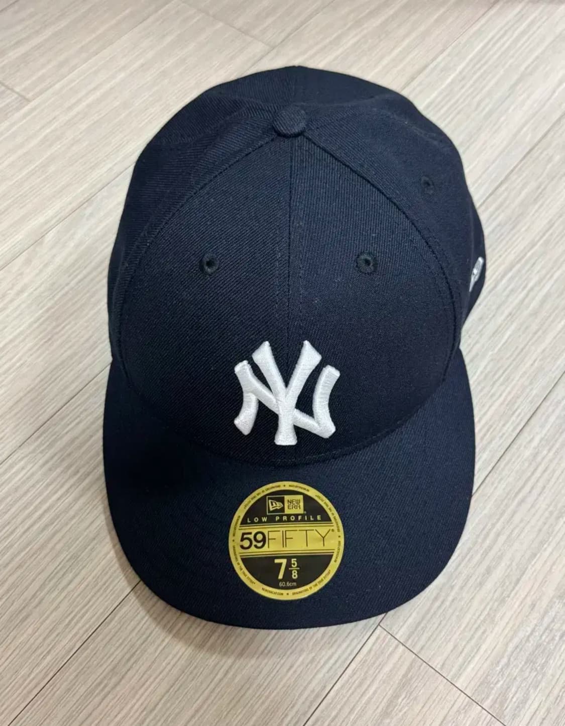 뉴에라 로우 프로파일 7 5/8사이즈 상품이미지1