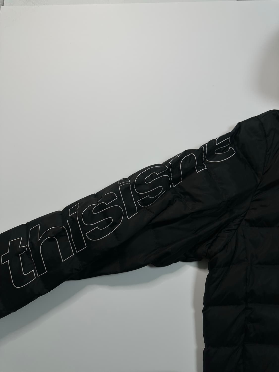 디스이즈네버댓 블랙 경량패딩 상품이미지3