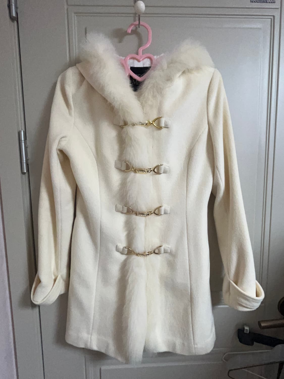 세실맥비 퍼코트 아이보리 상품이미지1