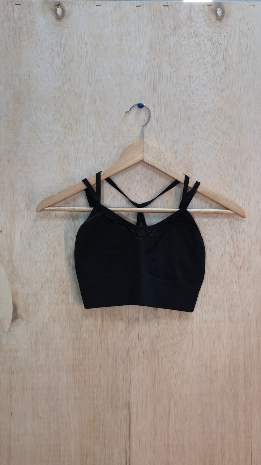 Oysho 요가 탑 블랙 (패드 포함X)  상품이미지1