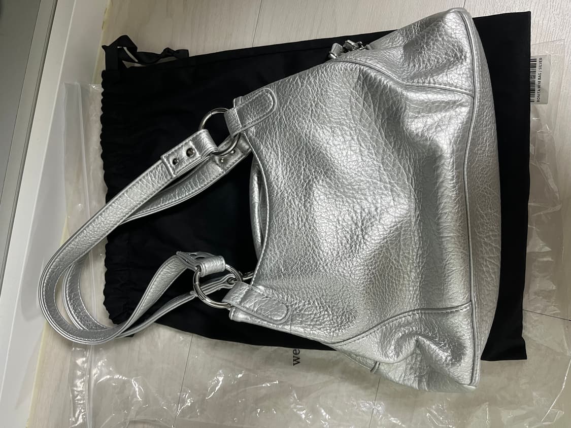 애즈온 보니타 미니백 실버 상품이미지5