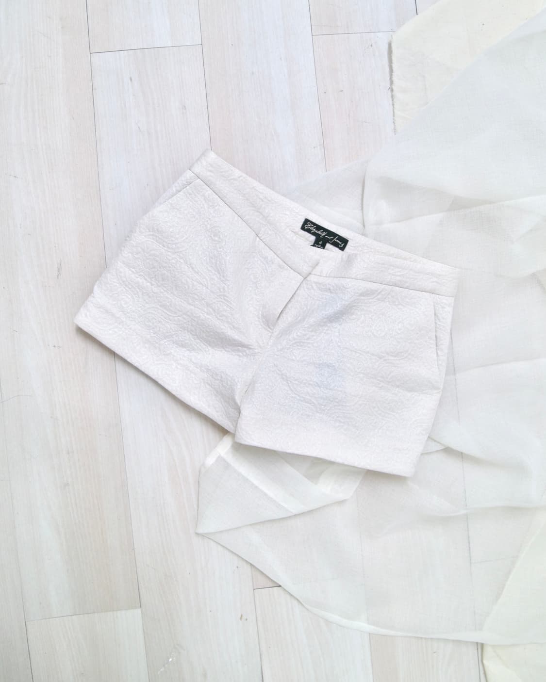 [Elizabeth and James] Jacquard short 상품이미지2