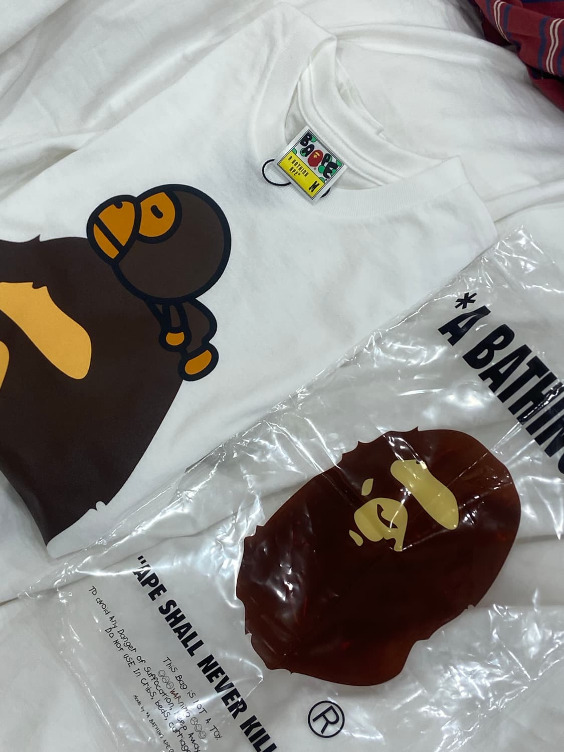 베이프 마일로 온 빅 에이프 티셔츠 M (새상품) 상품이미지4