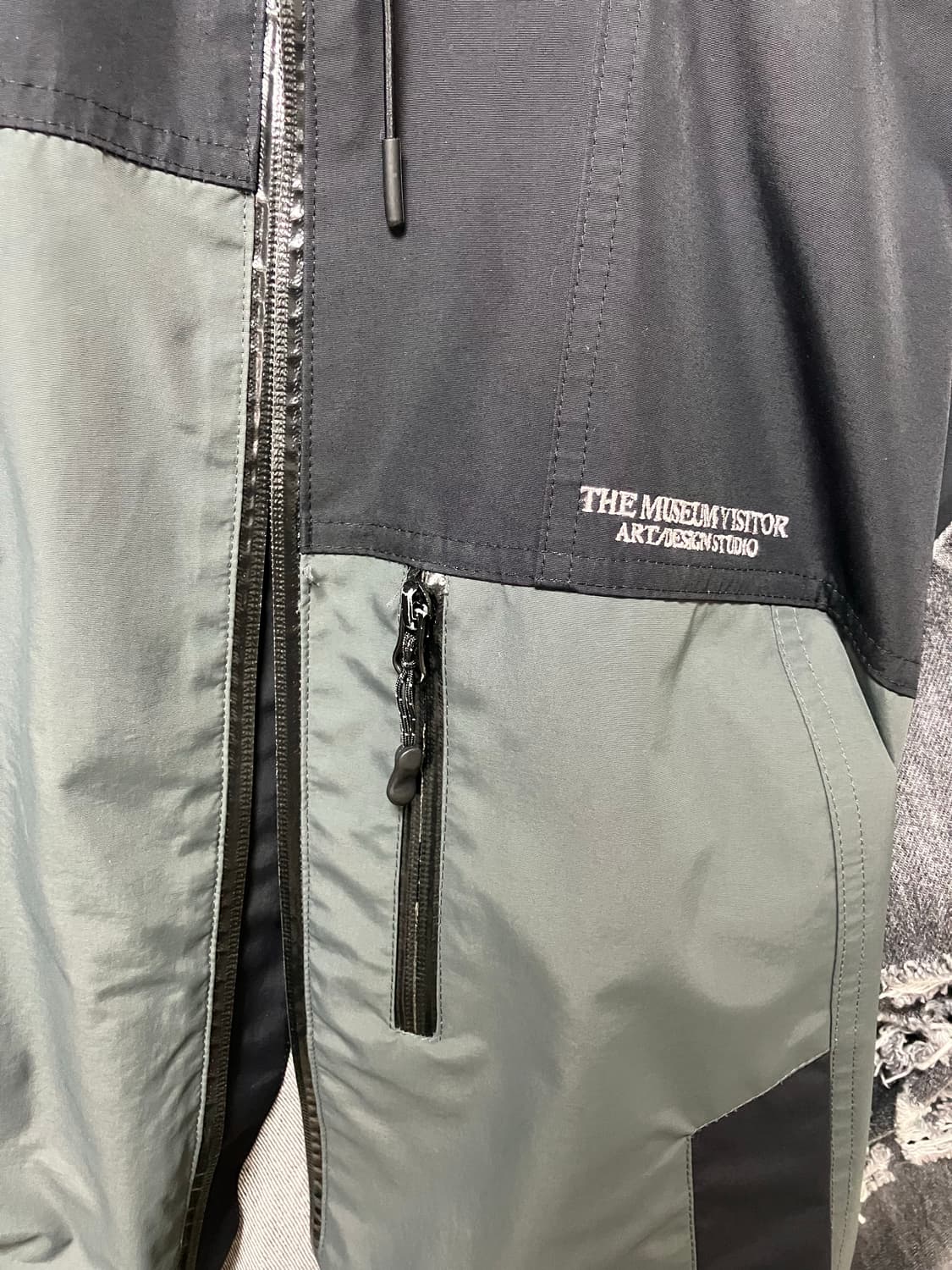 Themuseumvisitor 바람막이 L 상품이미지5