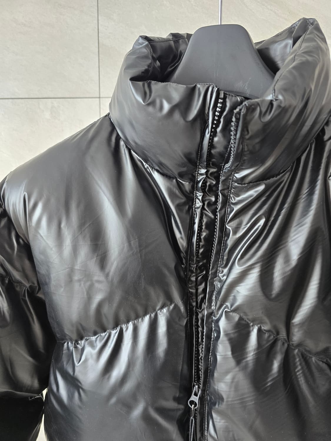 데이 유광 패딩 L 상품이미지2