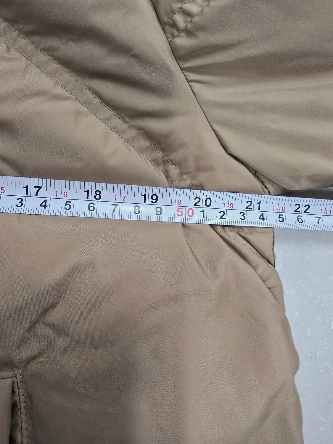 헬렌카렌 베이지색 숏 덕다운패딩  점퍼 상품이미지8