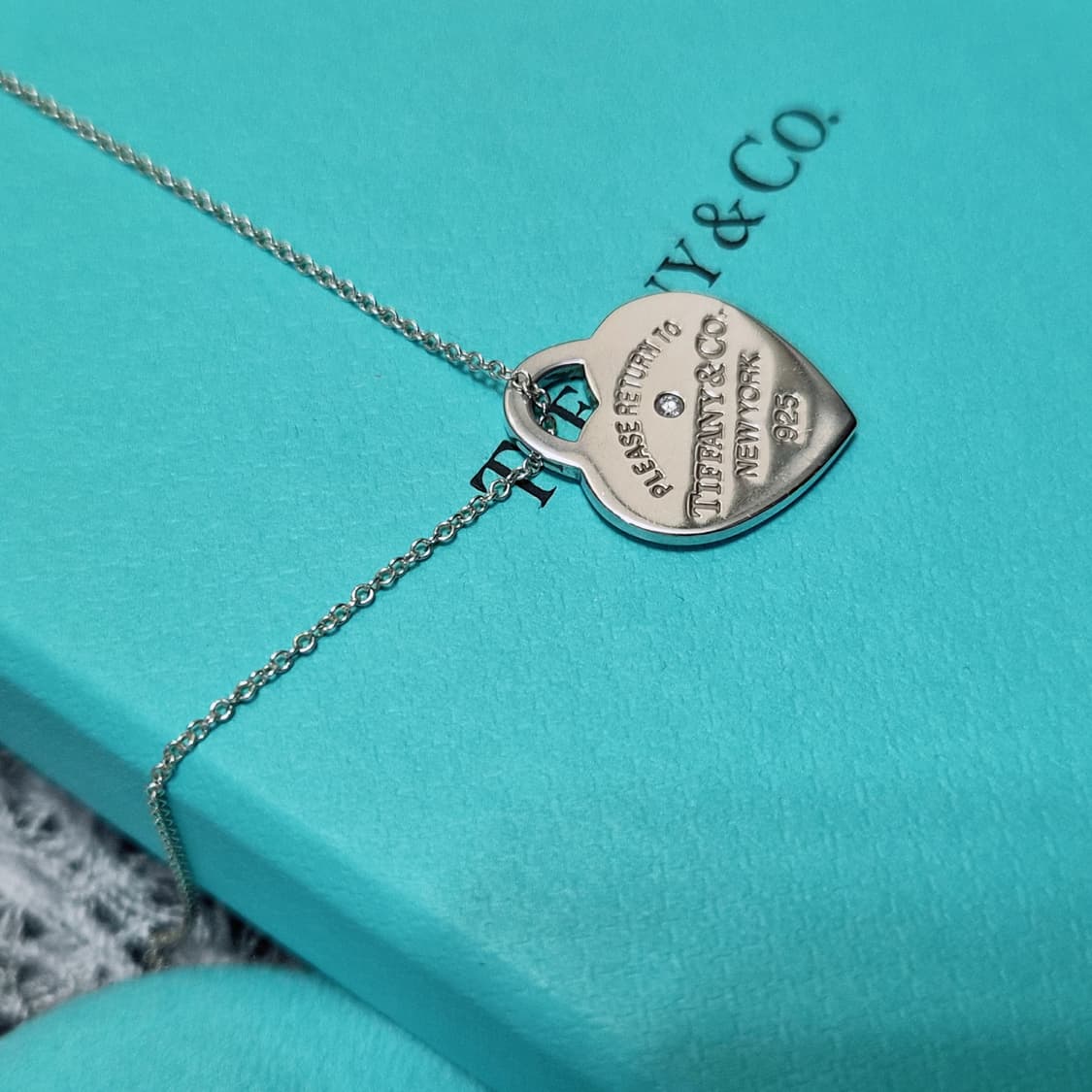 티파니 다이아몬드 리턴투 하트 목걸이 팝니다 상품이미지2