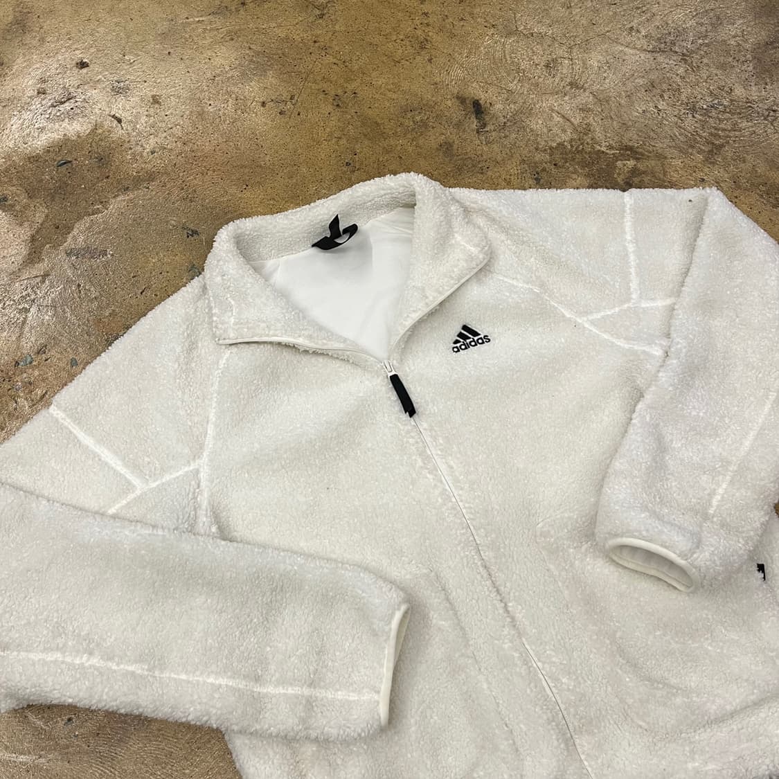 아디다스 화이트 후리스  상품이미지1