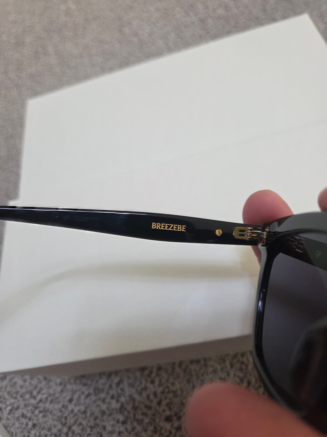 잰틀몬스터 브리즈비 01 블랙 선글라스 상품이미지5