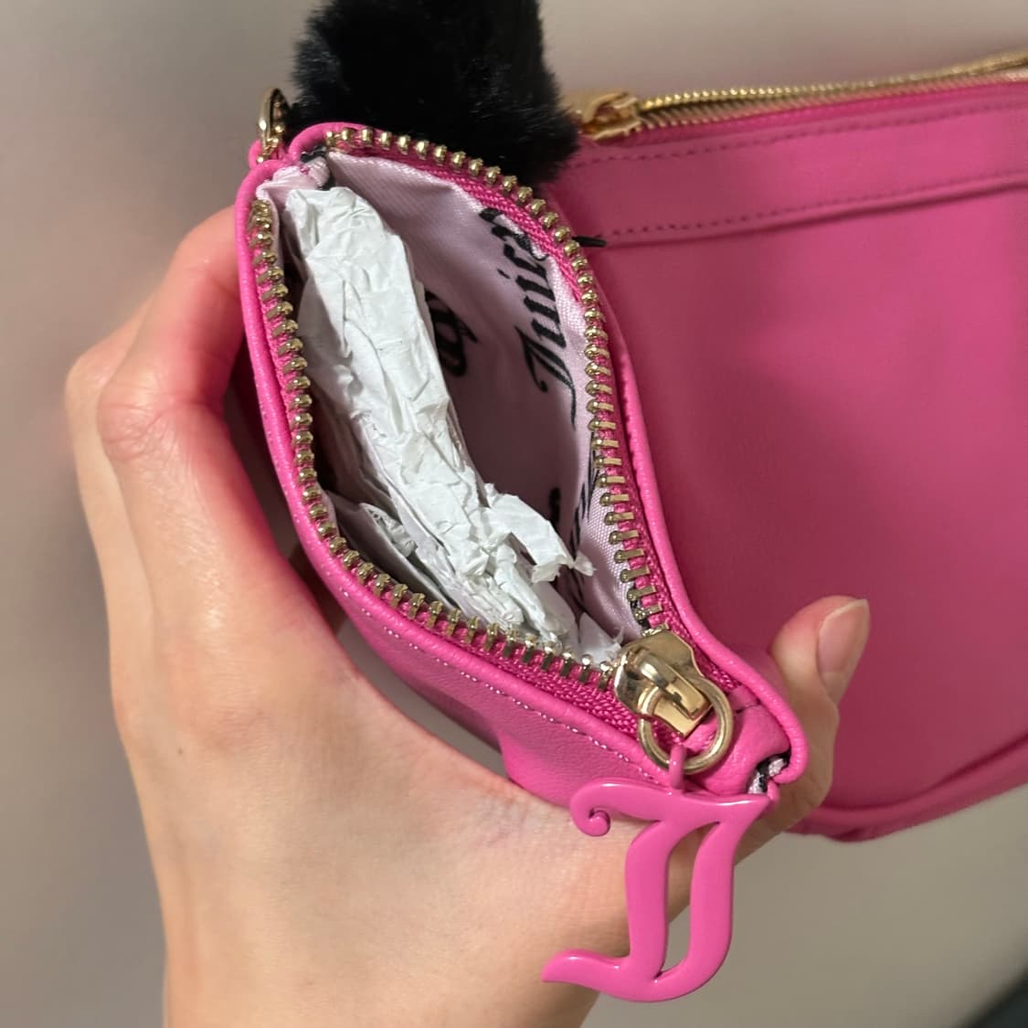 쥬시 꾸뛰르 핫핑크 갸루 미니 숄더백 상품이미지5