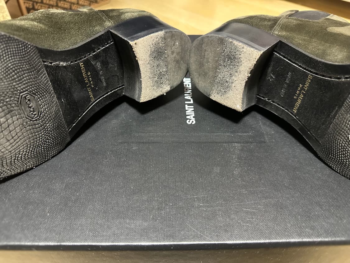 (42)생로랑 와이어트 40 다크그린 스웨이드 상품이미지5