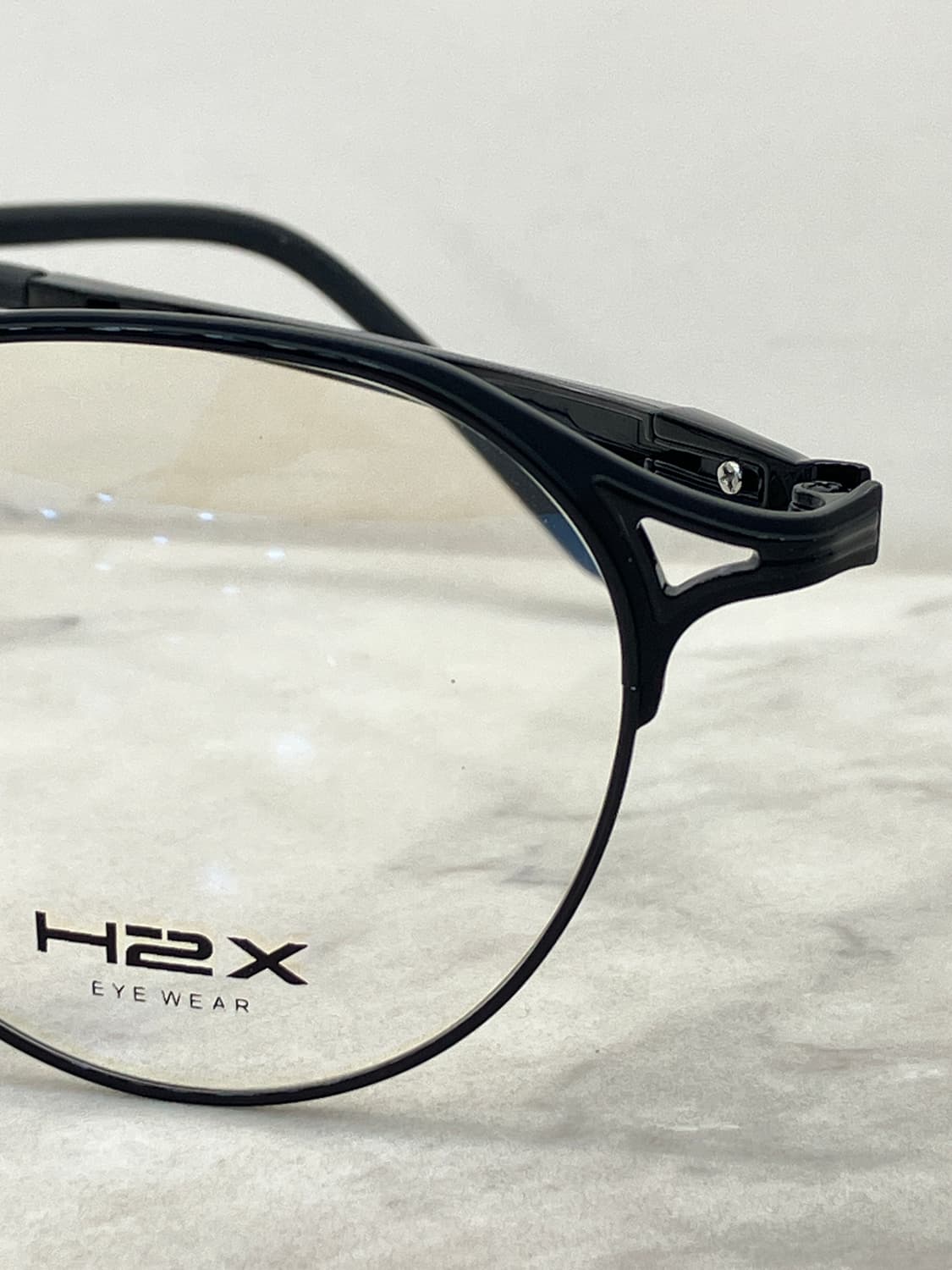 B36 H2X 블랙 라운드 메탈테 안경(17g) 상품이미지7