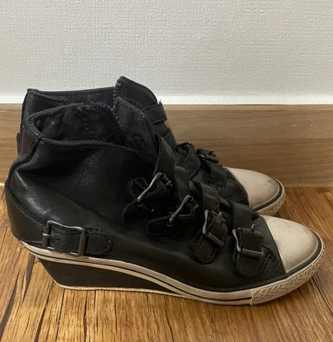 ASH 웨지힐 스니커즈 블랙 33 상품이미지2