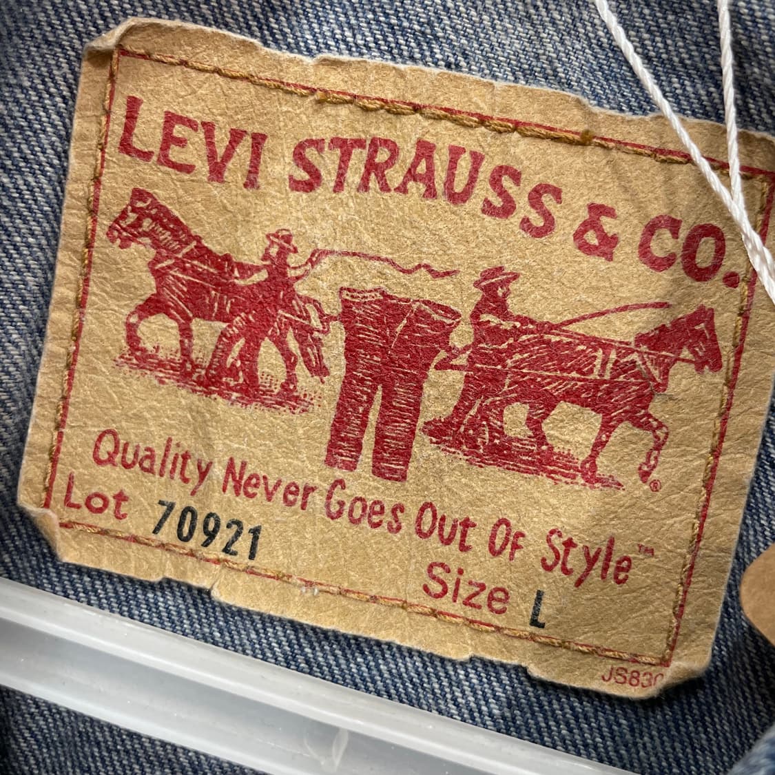 Levi’s Classic Blue Trucker 상품이미지4