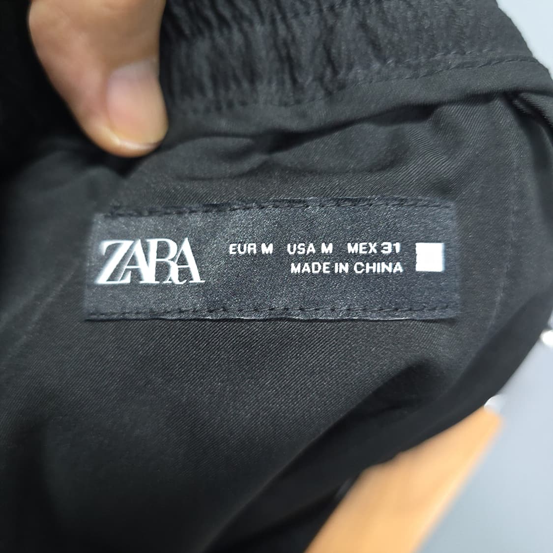 자라(ZARA) 밴딩 슬랙스 팬츠 블랙 M 상품이미지5
