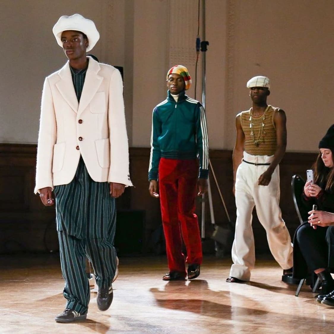 웨일즈보너 포니 토널 삼바 상품이미지4