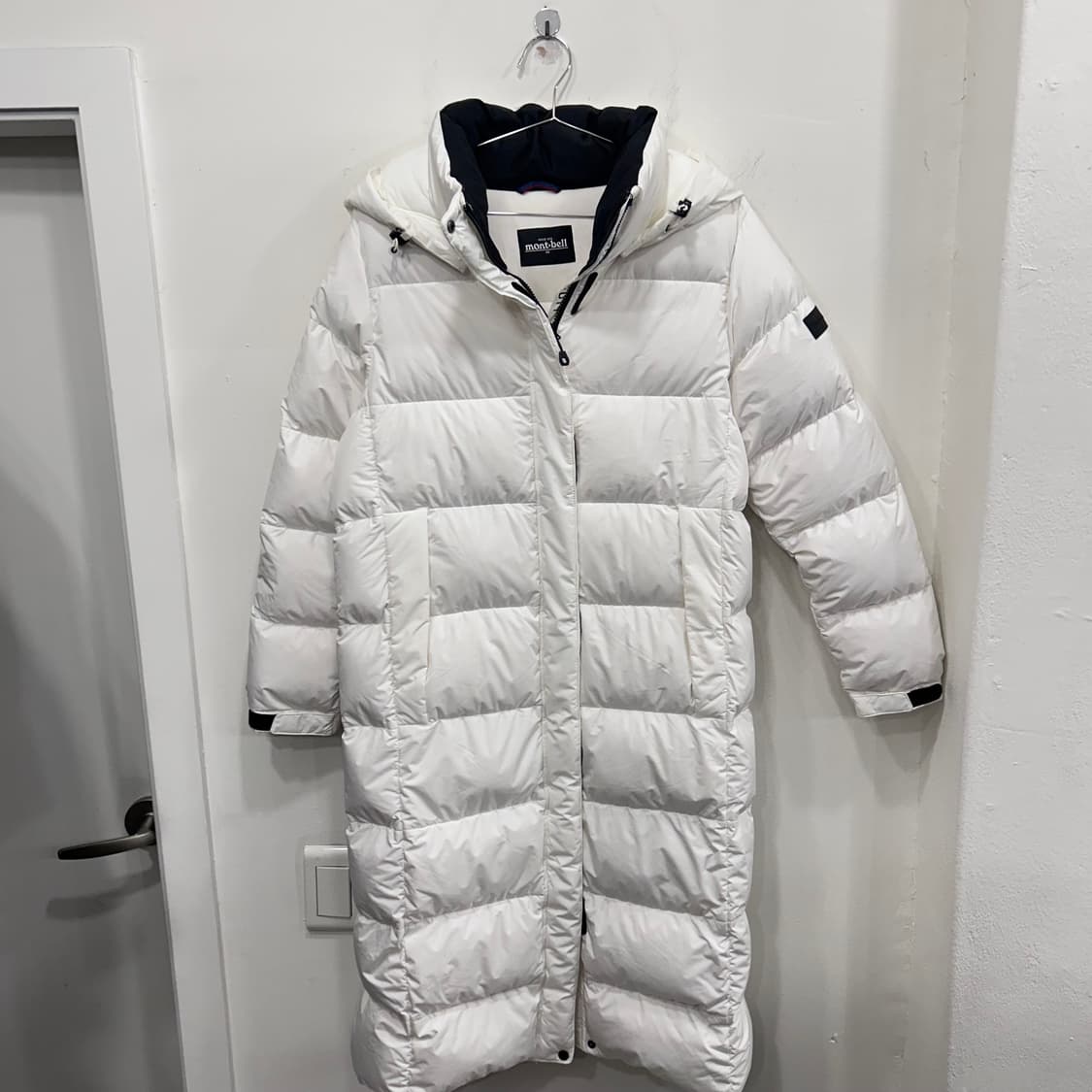 몽벨 오리털 에스더 다운 후드 롱패딩 상품이미지2