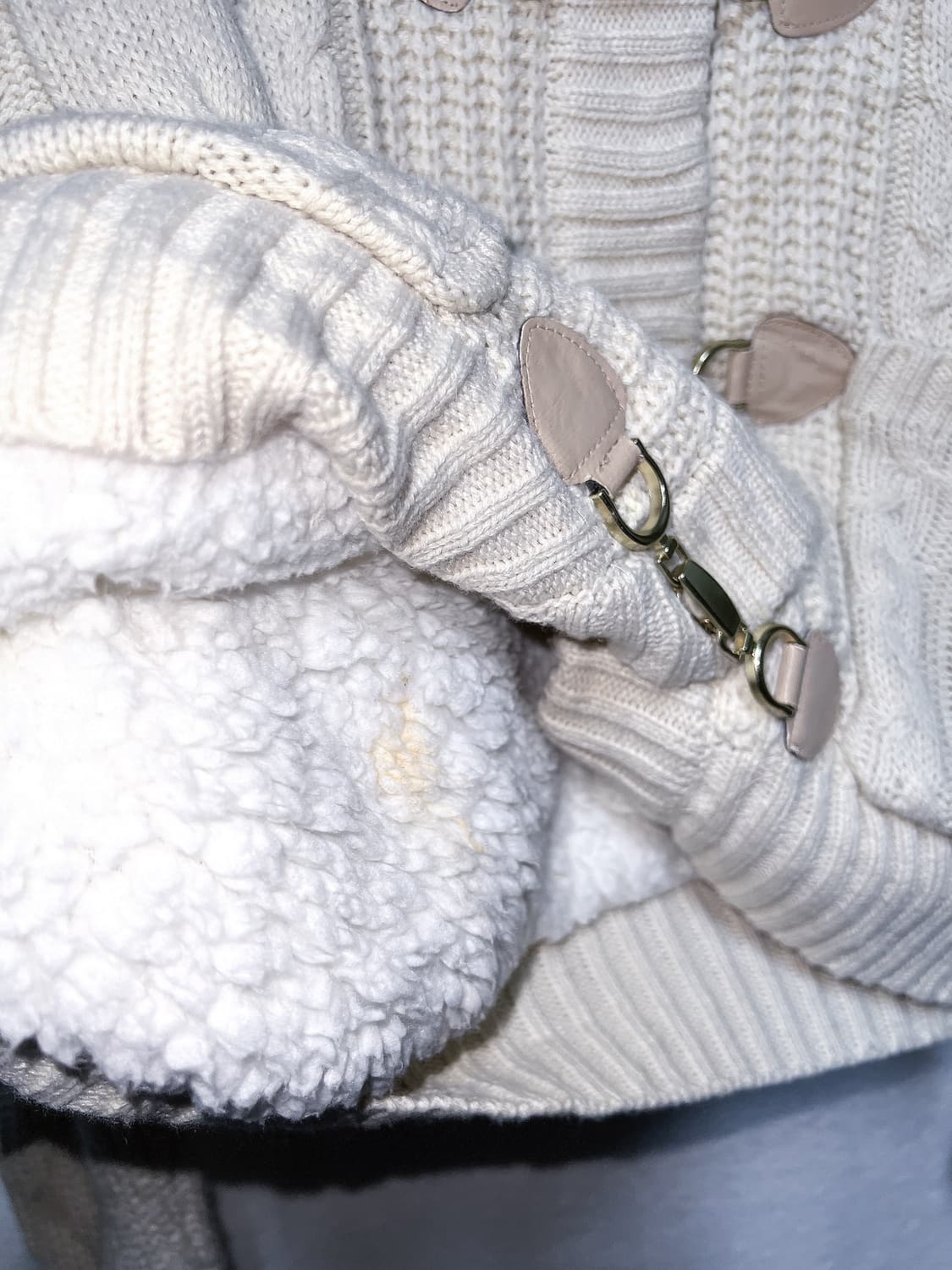 세실맥비 아이보리 뽀글이 후드 니트가디건 자켓 코트 달천 모리 라떼갸루 상품이미지10