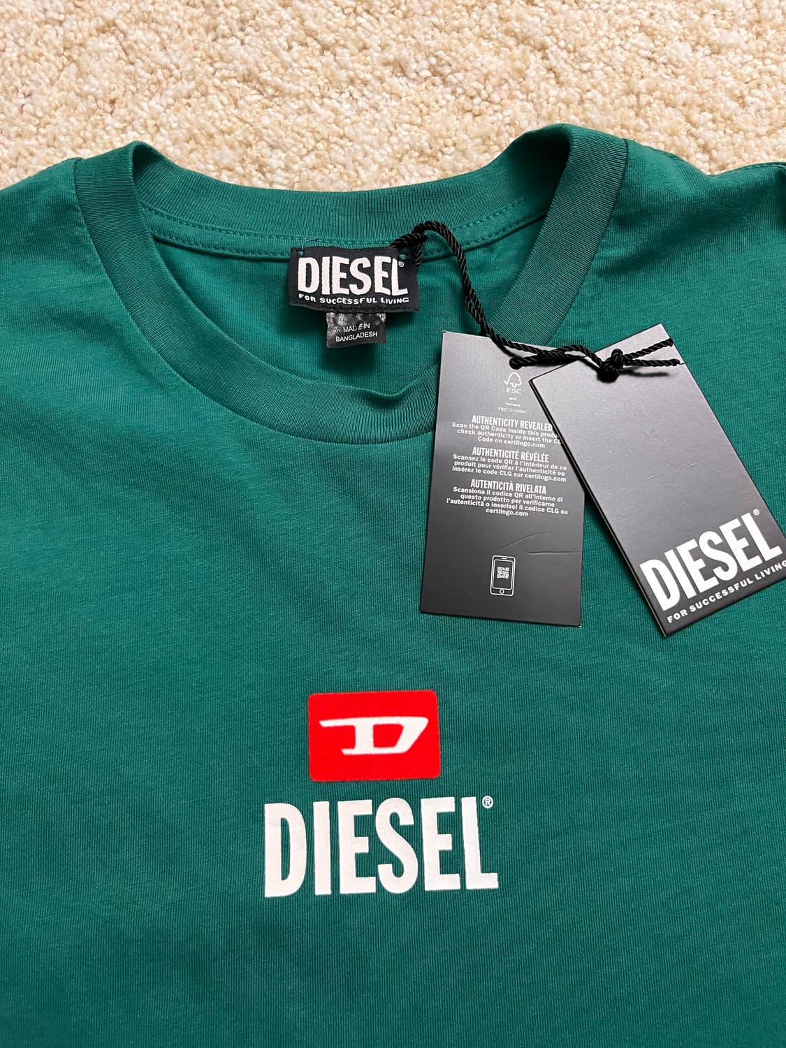 [새상품] 디젤 T-저스트 스몰 뉴 D 로고 티셔츠 포레스트 그린 L 상품이미지2