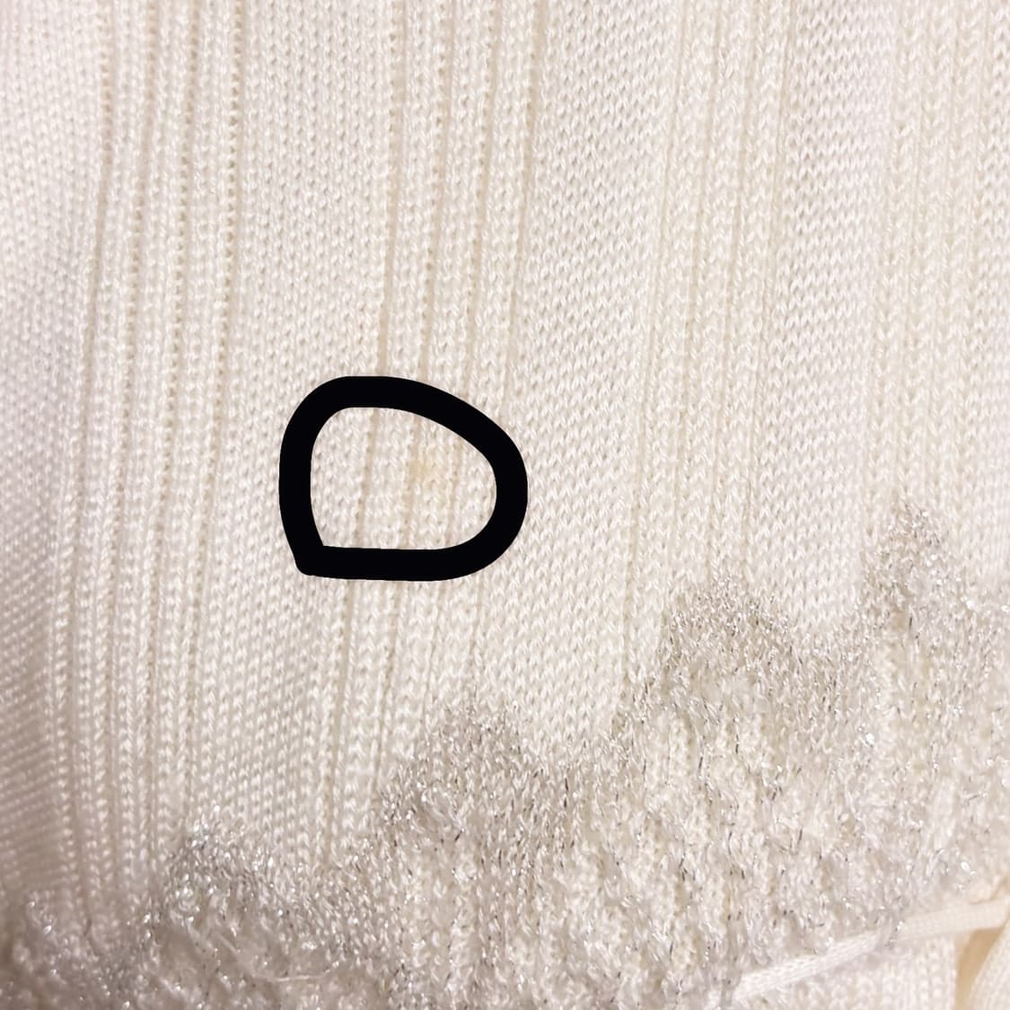 일본 히메갸루 딱붙 브이넥 골지 레이스 디테일 리본 포인트 긴팔티  상품이미지4