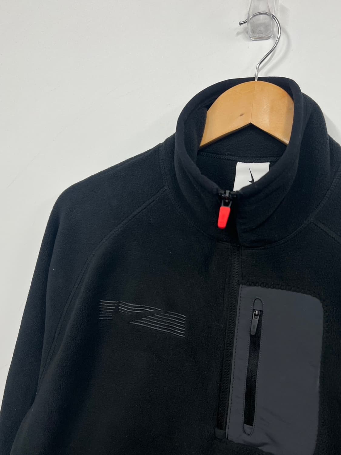 나이키 트래비스스캇 캑터스 쿼터 플리스 반집업 상품이미지2