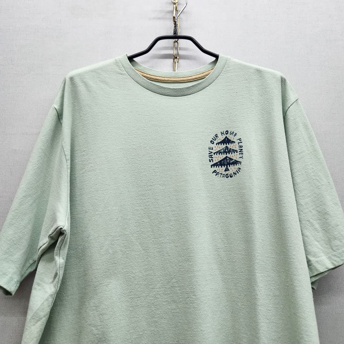 파타고니아 백 빅로고 반팔티 L(L~XL) 상품이미지2