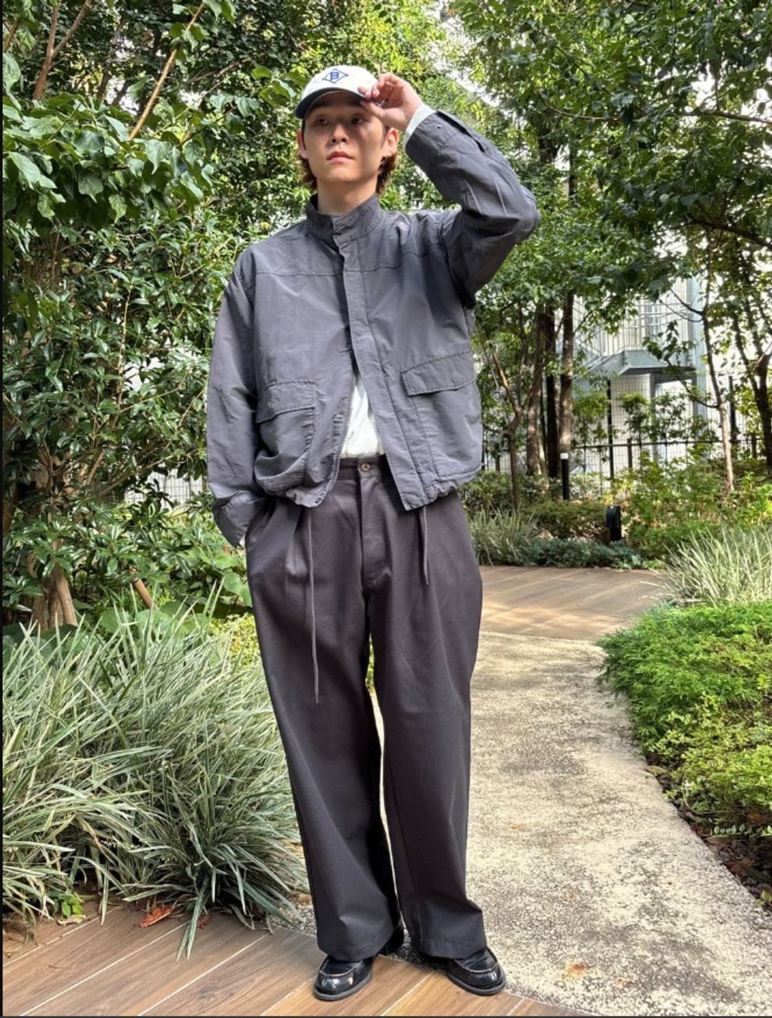 저널스탠다드 x 유니버셜 오버랠 헤리티지라인 원턱와이드팬츠 상품이미지8