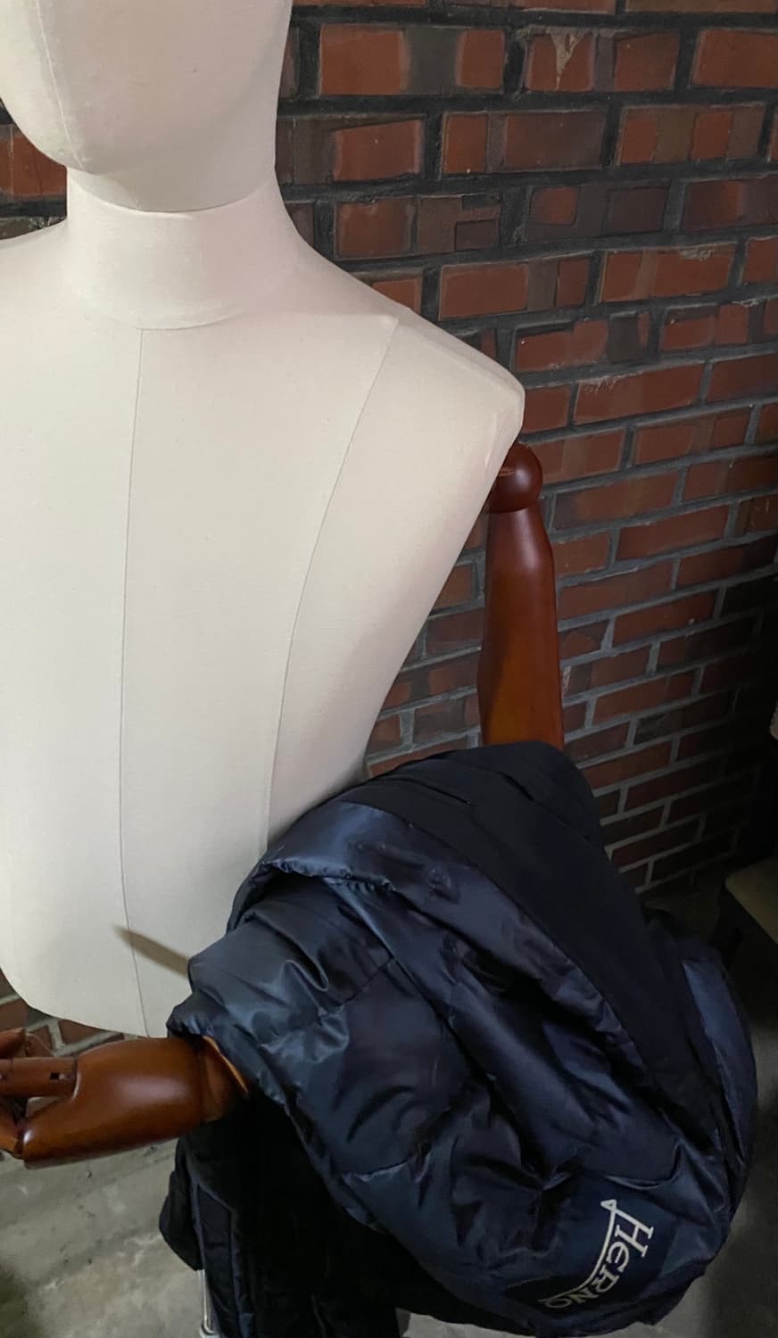 herno 에르노 패딩코트 다크 네이비 52 상품이미지6